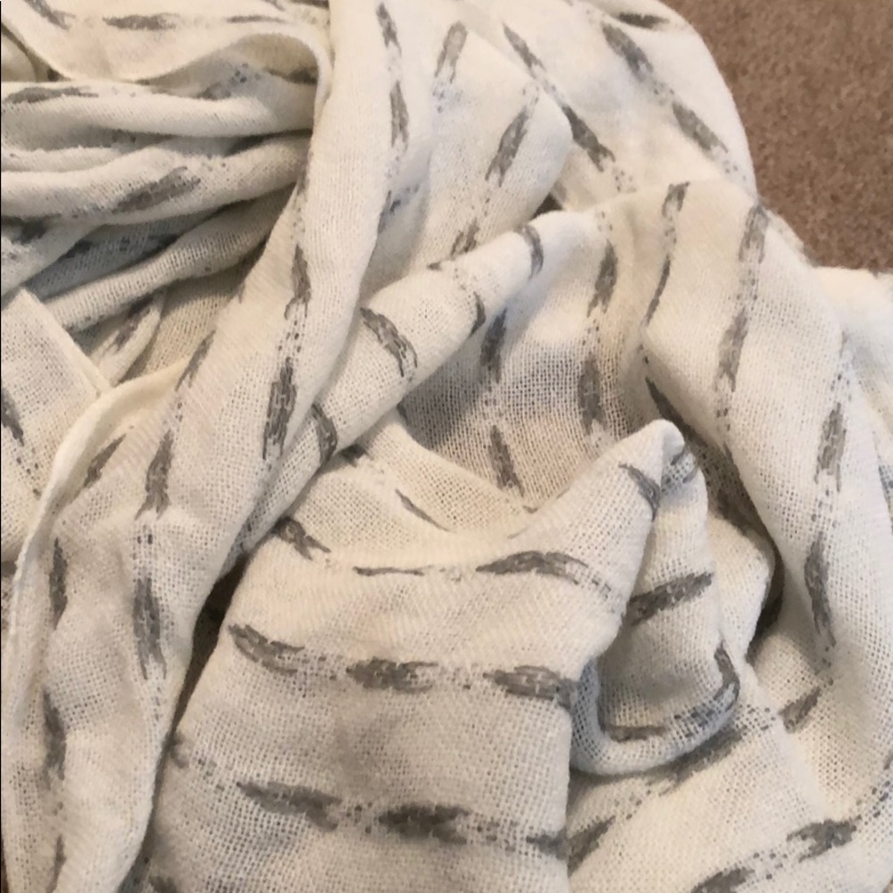 Scarf - Picture 2 of 3